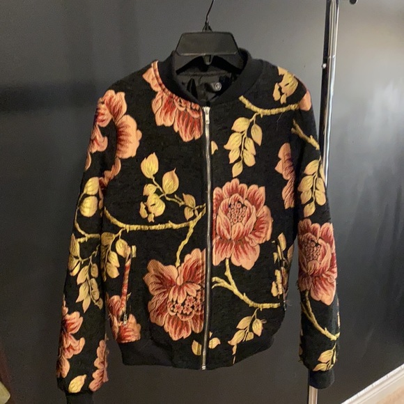Missguided Bomber Jacket - Picture 5 of 5